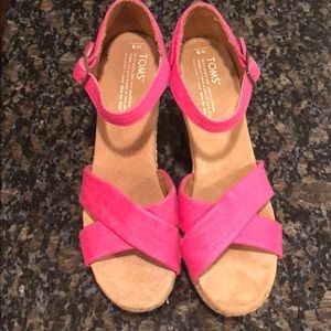 Toms Fuchsia Espadrilles Wedges